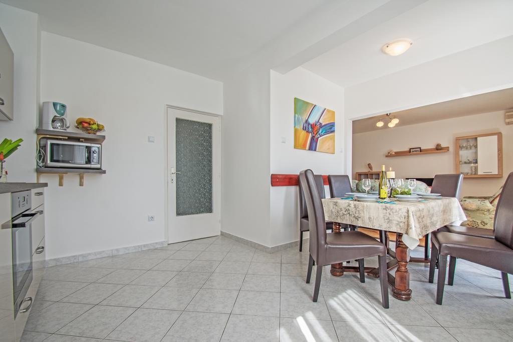 Apartment Marty Crikvenica Bagian luar foto