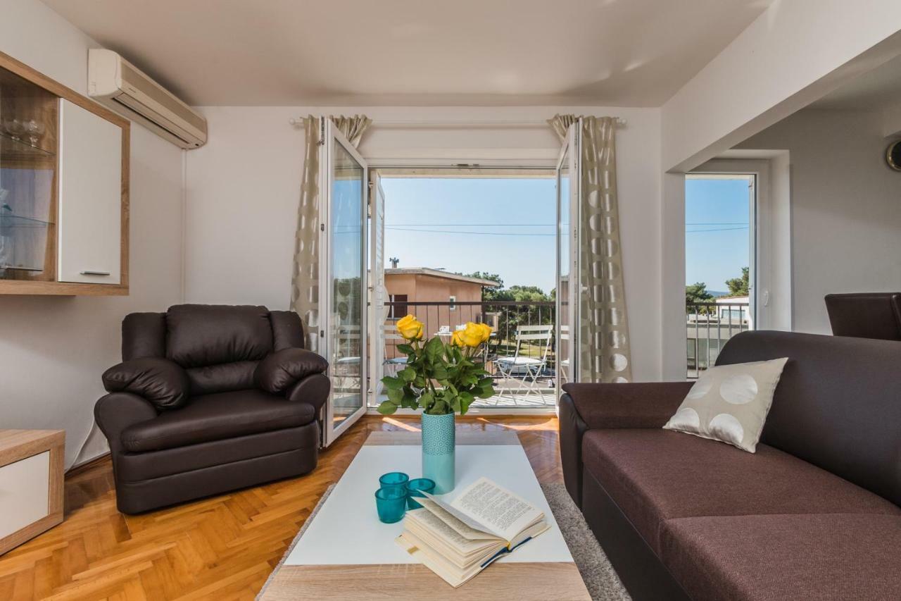 Apartment Marty Crikvenica Bagian luar foto